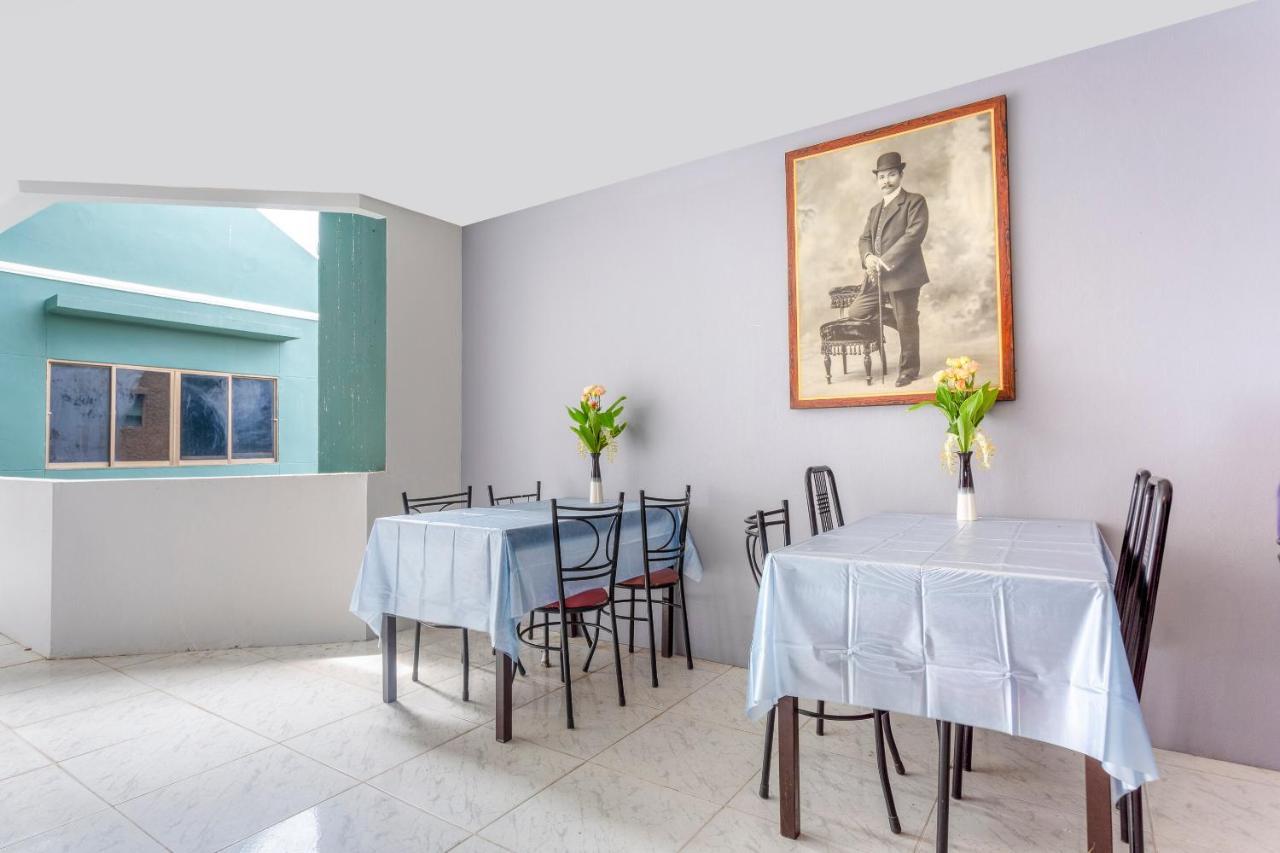 Oyo 990 Siam​ Lanna​ Grand​ Hotel​ Chiangmai Chiang Mai Buitenkant foto